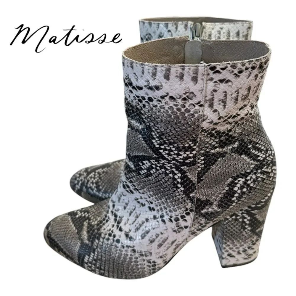 Amuse Society X Matisse Amore Women's Leather Snakeskin Ankle Boots Booties 9